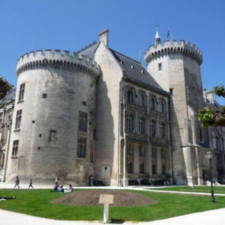 L'Atelier - 500M Musee Bd Angoulême Екстериор снимка